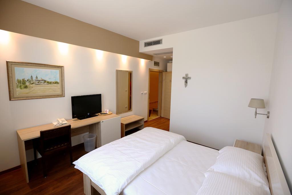 Hotel Quercus Меджугор'є Номер фото
