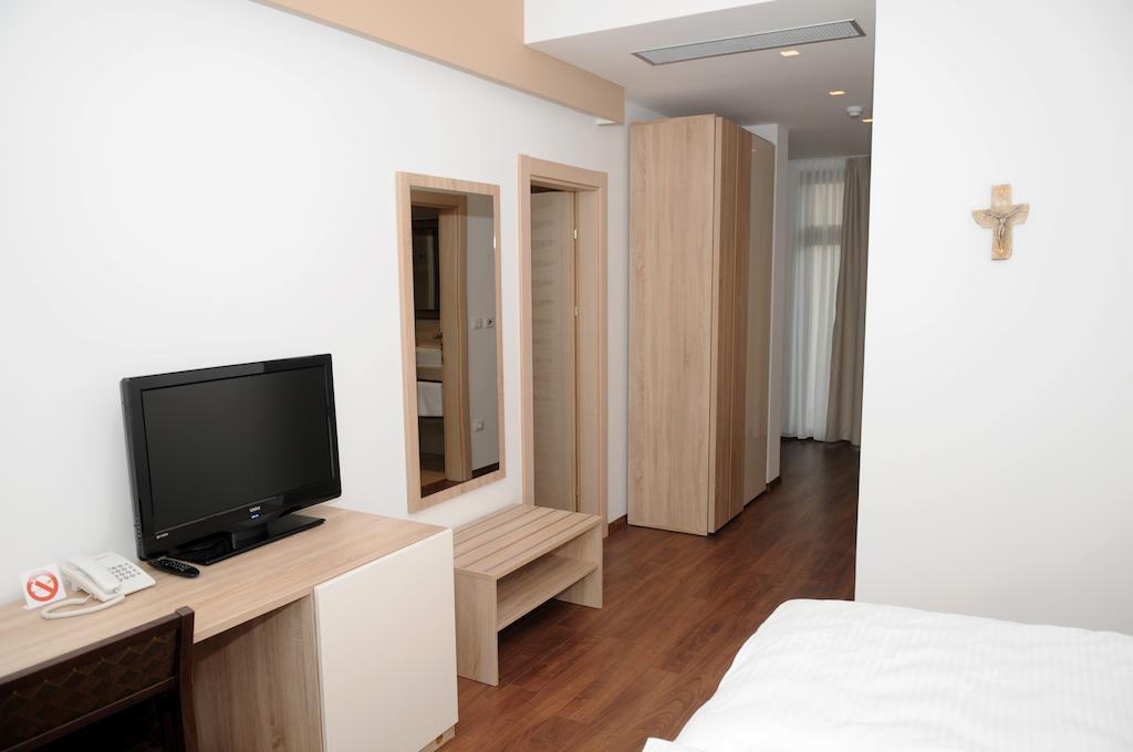 Hotel Quercus Меджугор'є Екстер'єр фото