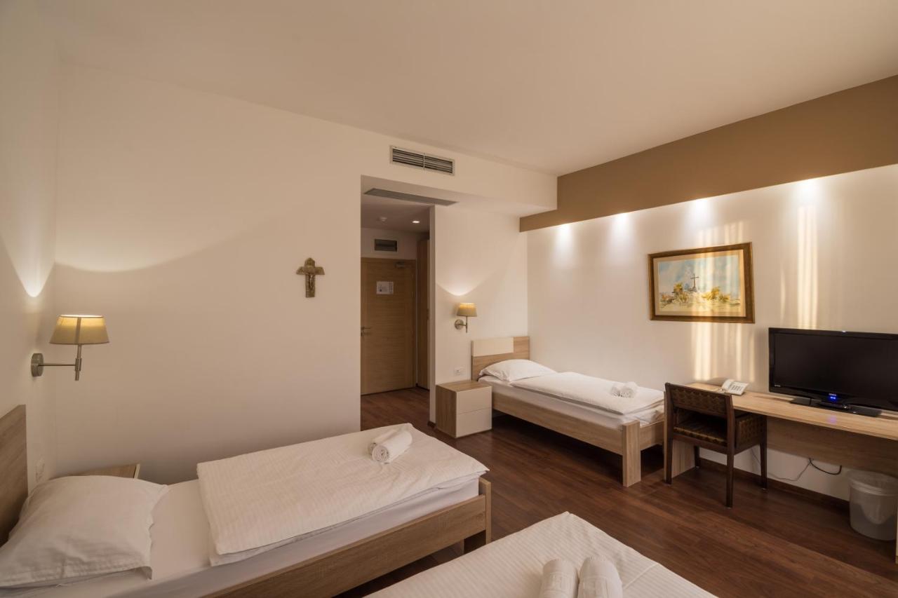 Hotel Quercus Меджугор'є Екстер'єр фото